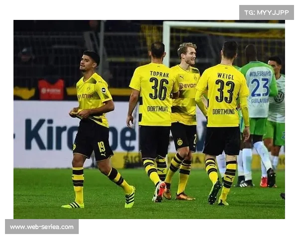 埃因霍温客场逆转多特蒙德 展现强大进攻反击实力 埃因霍温客场逆转多特蒙德 展现强大进攻反击实力