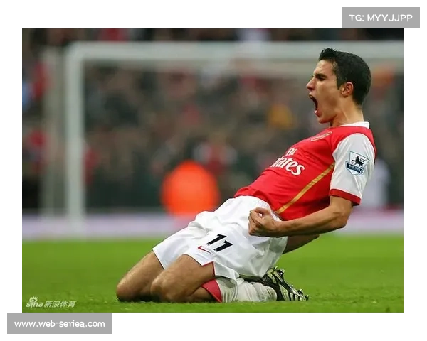 酋长球场球迷高唱“冠军必属枪手”口号